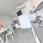 Anchor House 度假居 托雷莫泽